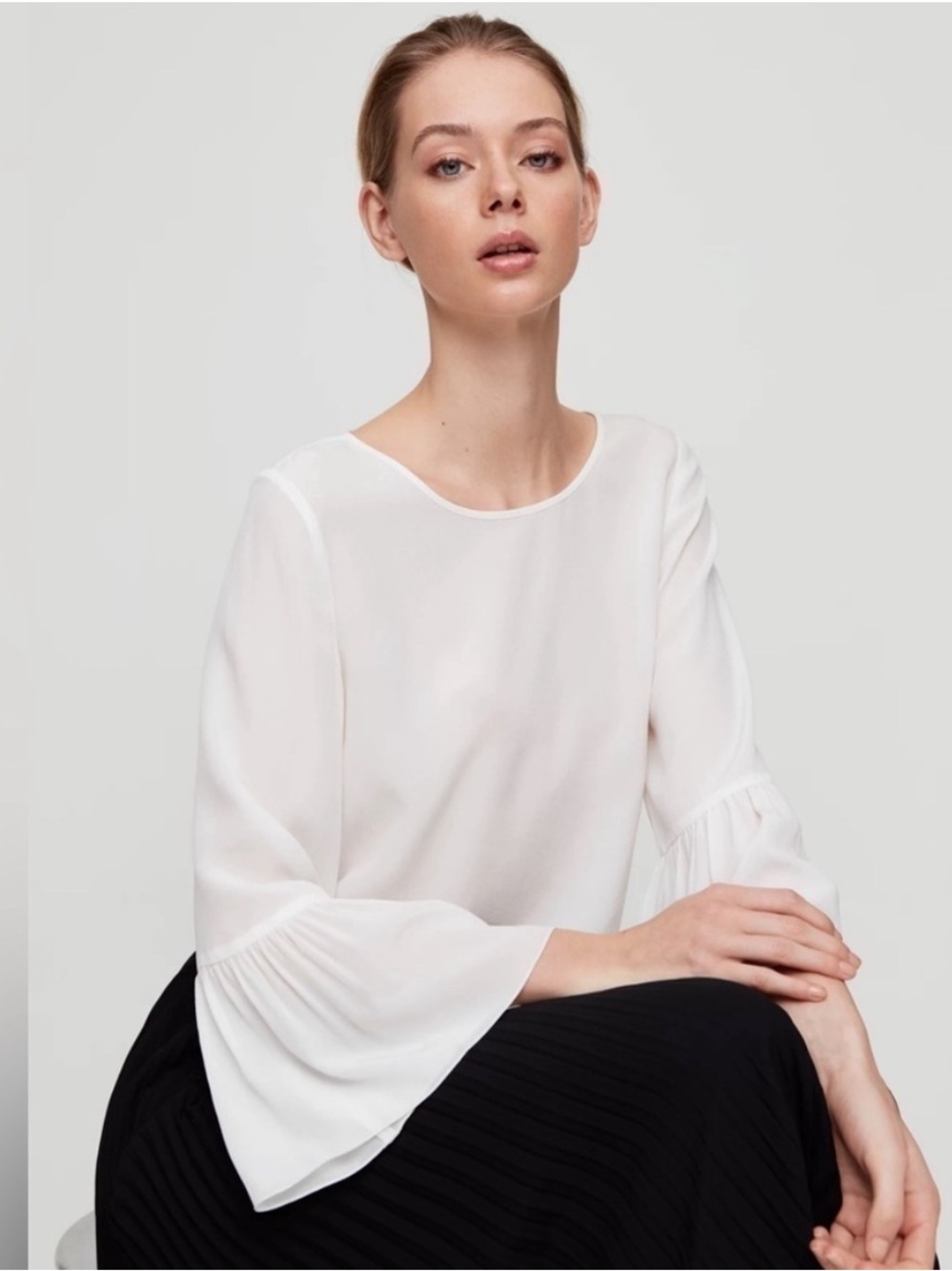 NEW Babaton Humbert Blouse Top Bell Sleeve Cupro White Espace Size Large